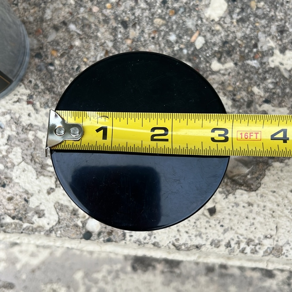 2 brand new white barn signature collection candle set - Picture 9 of 9